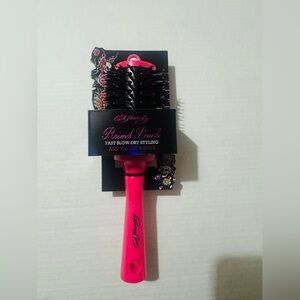 Ed Hardy pink and black Round styling brush BNWT